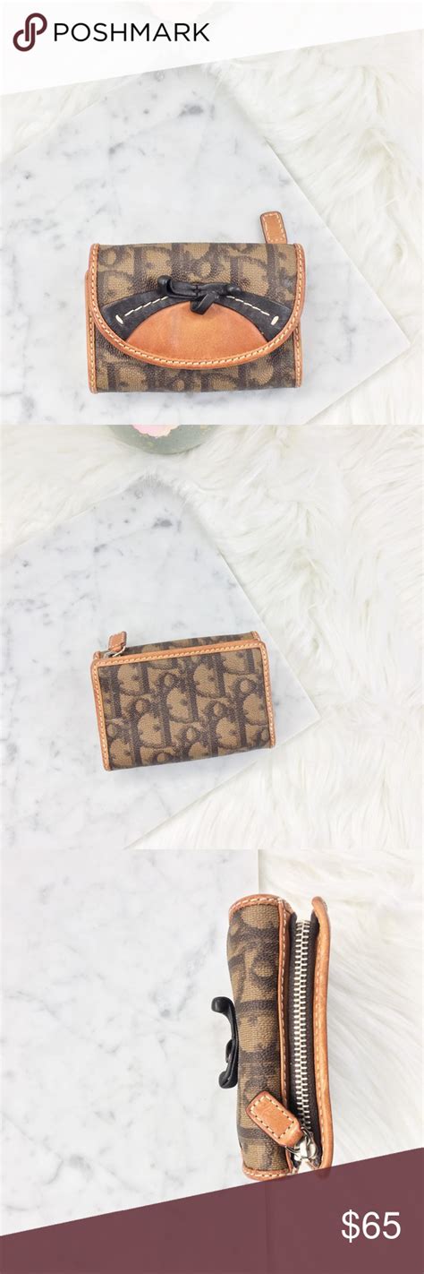 dior wallet keychain